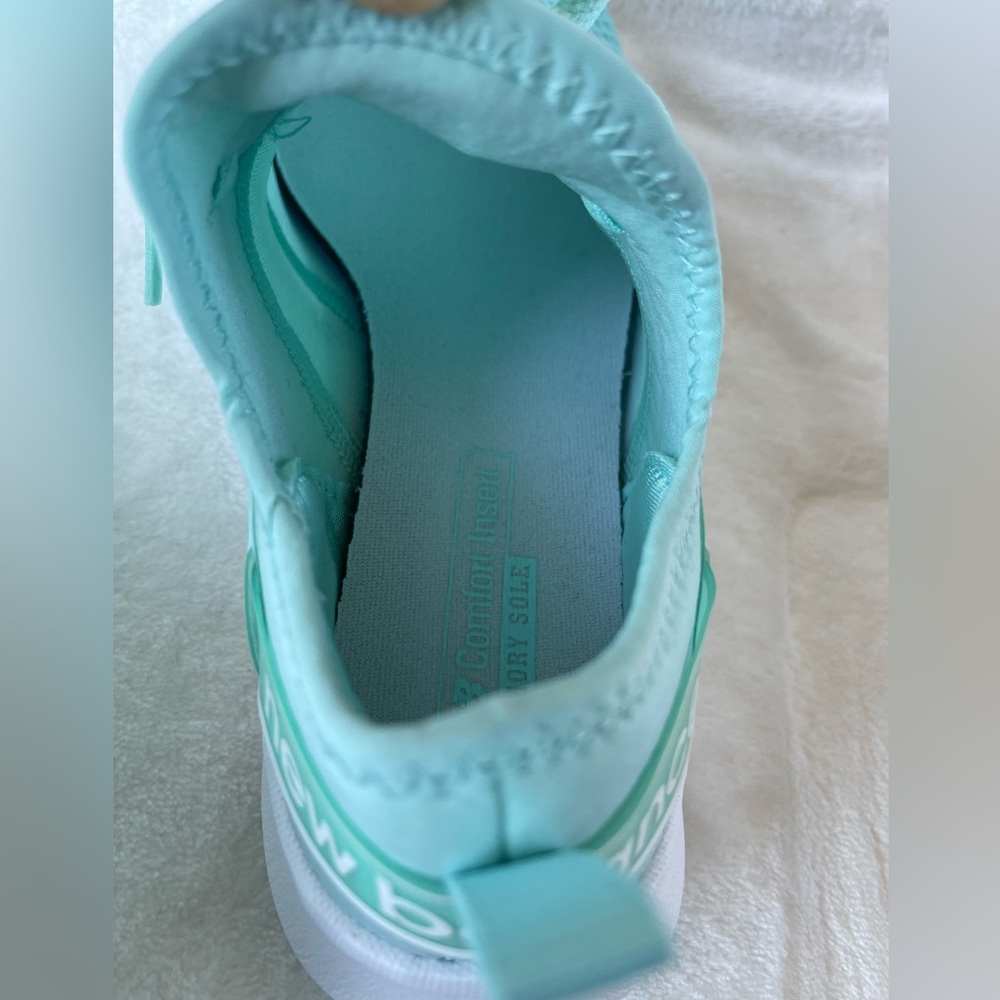 New Balance Women's NERGIZE Pastel Slip-on Running Sneakers size 6 - Picture 10 of 10